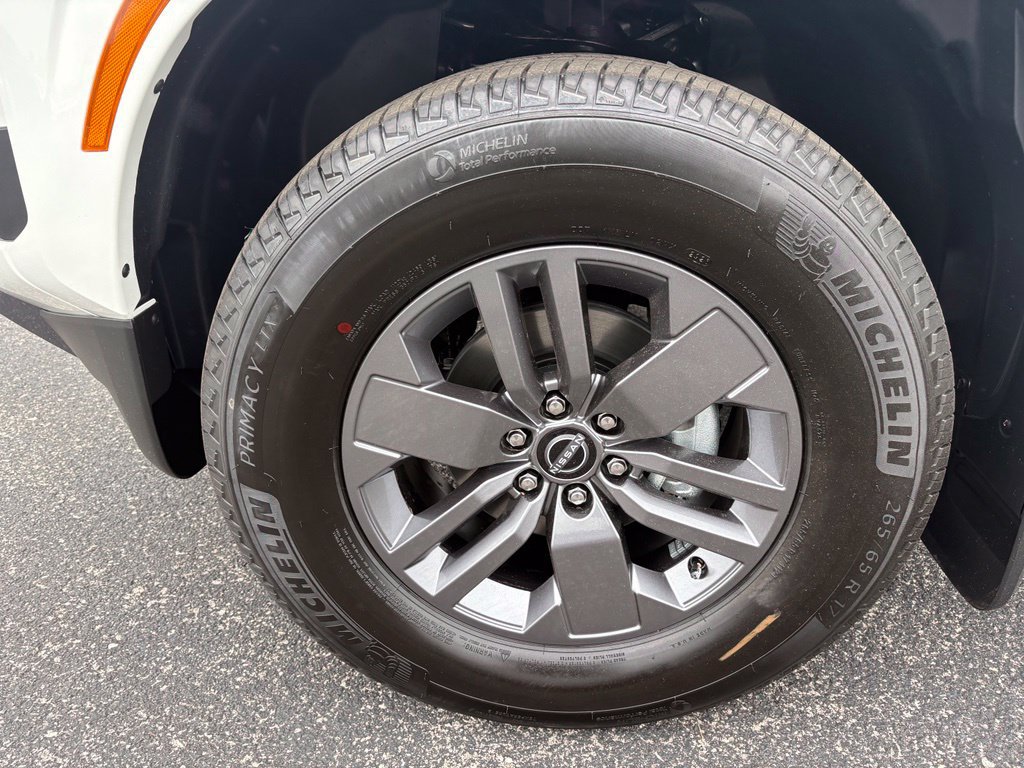 New 2027 Nissan Frontier SV RWD image 10