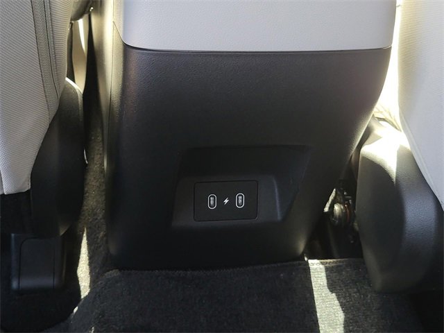 Certified 2025 Hyundai Tucson SE image 13