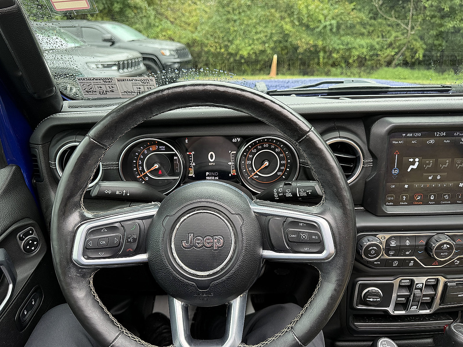 Certified 2019 Jeep Wrangler Unlimited Sahara AWD/4WD image 18