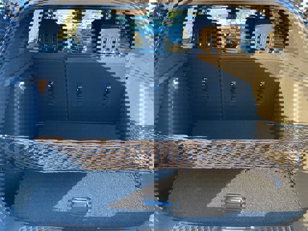 New 2026 Chevrolet Trax RS w/ Sunroof Package image 22