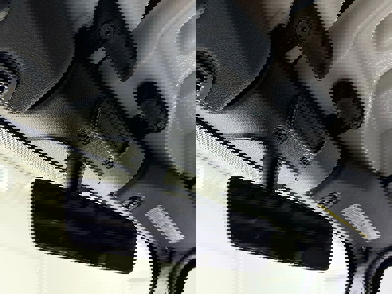 Used 2019 Jeep Wrangler Unlimited Sahara image 19