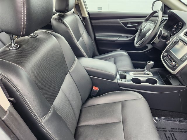 Used 2017 Nissan Altima 3.5 SL w/ 3.5SL Technology Package image 10