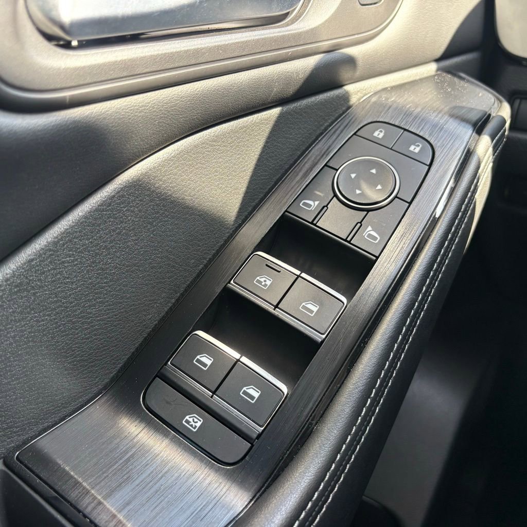Used 2022 Nissan Rogue SL w/ SL Premium Package image 25