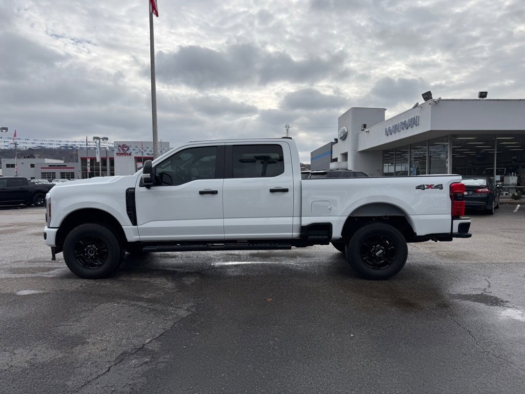 Used 2024 Ford F250 XL w/ STX Appearance Package image 4
