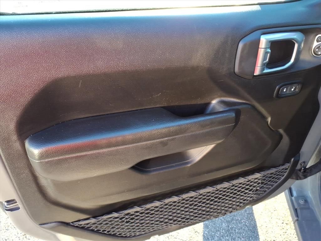 Used 2023 Jeep Gladiator Sport image 19