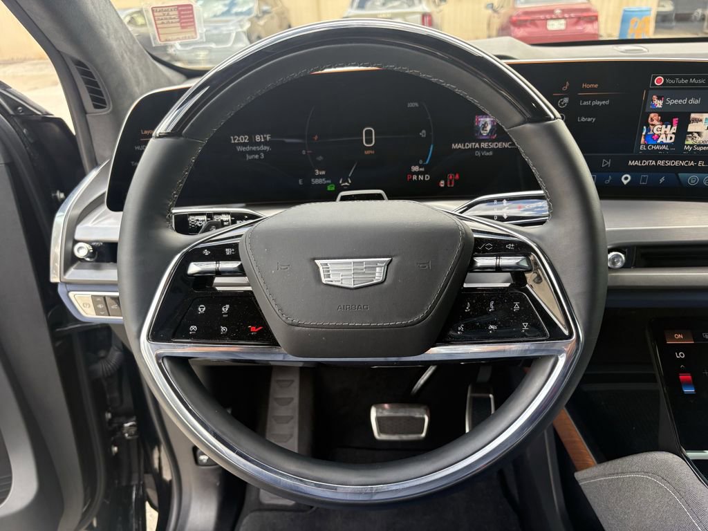 Used 2026 Cadillac Vistiq Premium Luxury AWD/4WD image 15