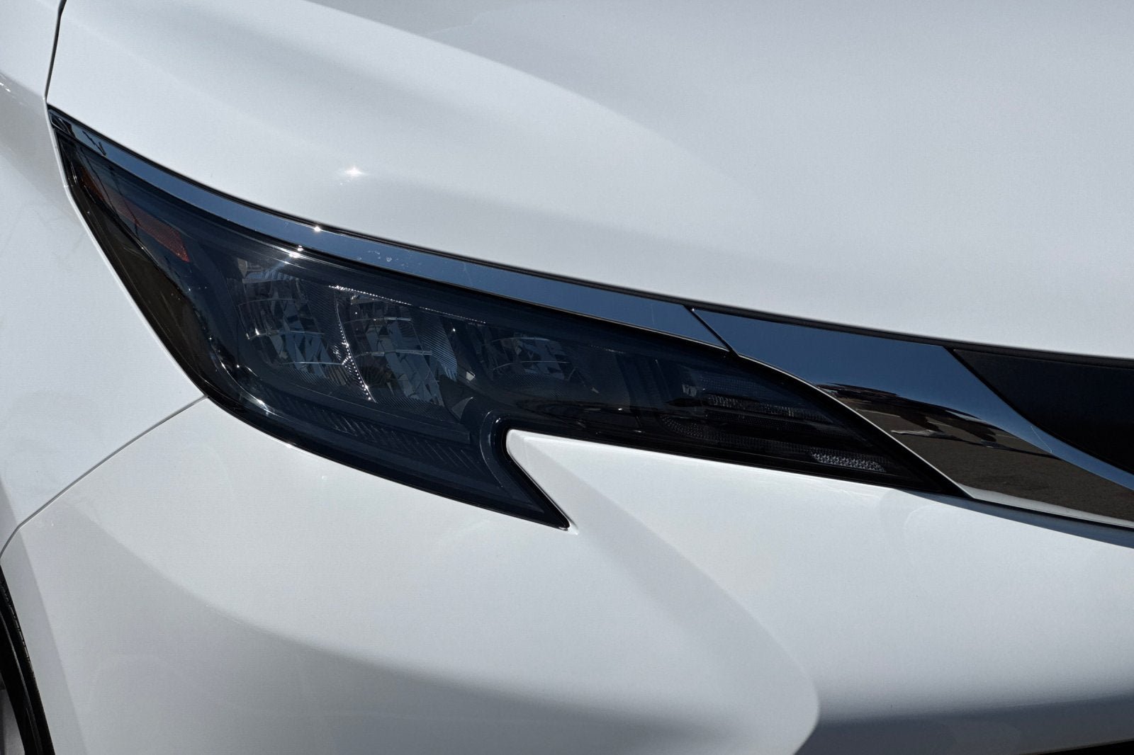 New 2026 Toyota Sienna LE FWD image 30