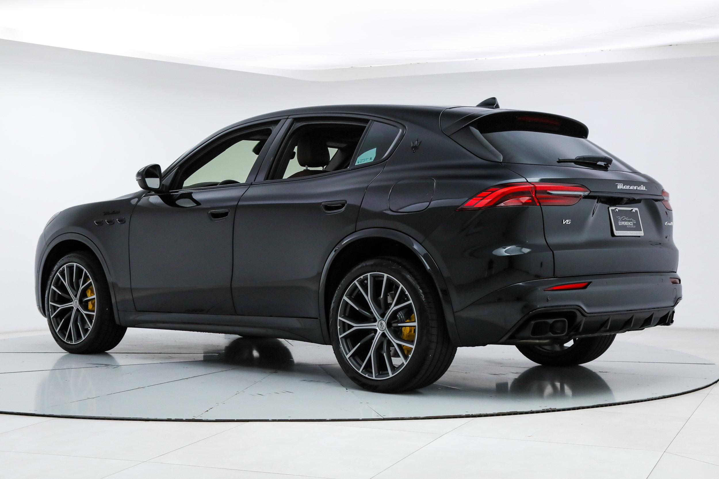 New 2026 Maserati Grecale Modena AWD/4WD image 3