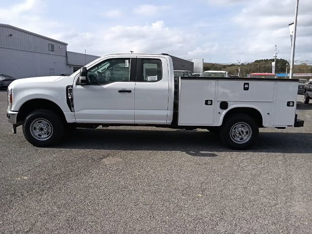 New 2026 Ford F250 XL w/ XL Chrome Package image 6