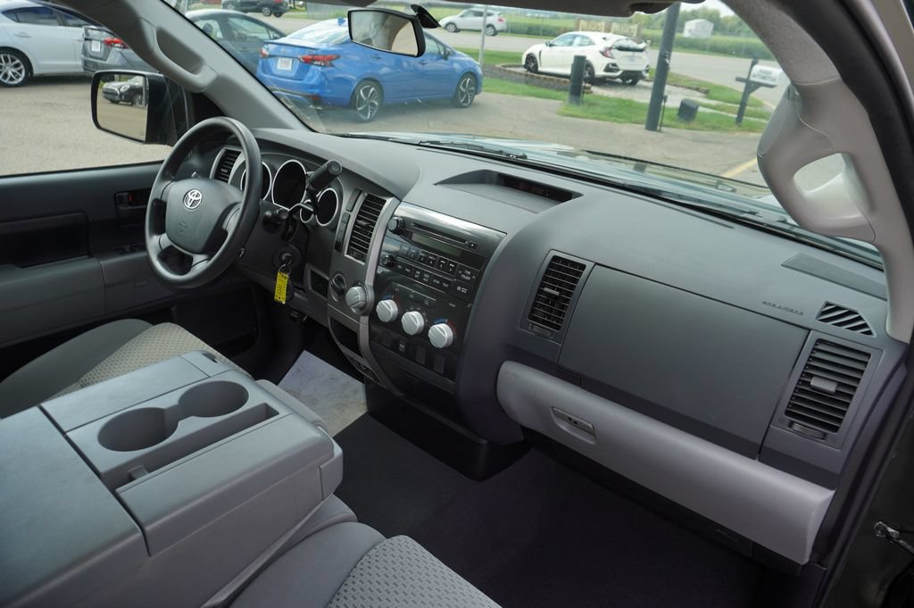 Used 2013 Toyota Tundra 4x4 Double Cab w/ Tow Pkg image 25