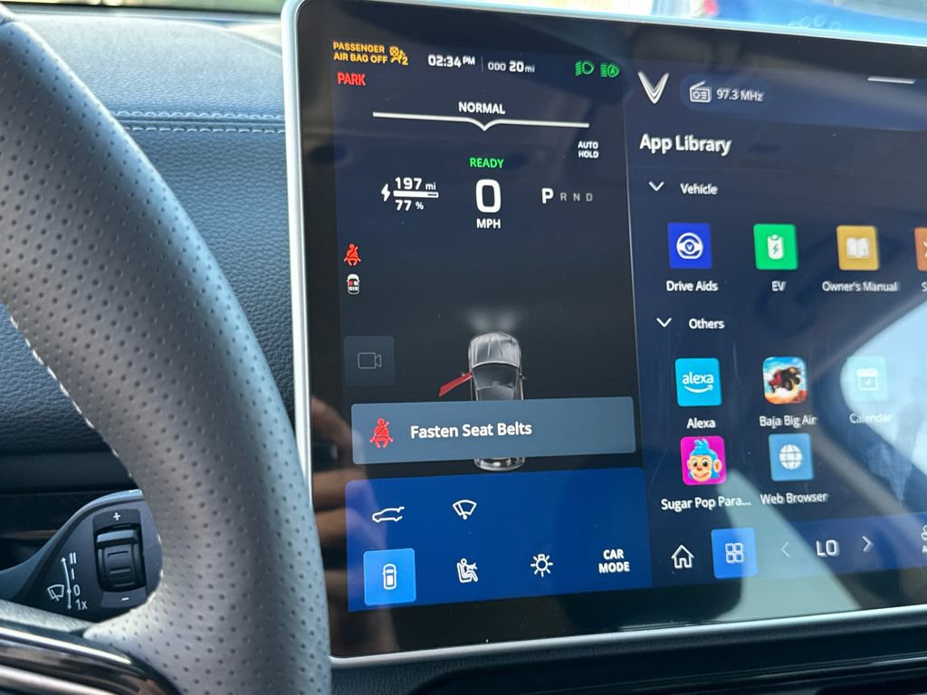 New 2025 VinFast VF 8 Eco AWD/4WD image 32