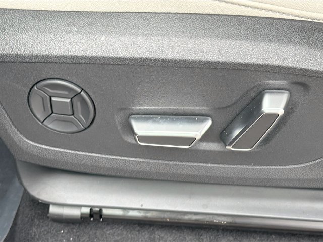 New 2026 Audi Q3 quattro 2.0T AWD/4WD image 24