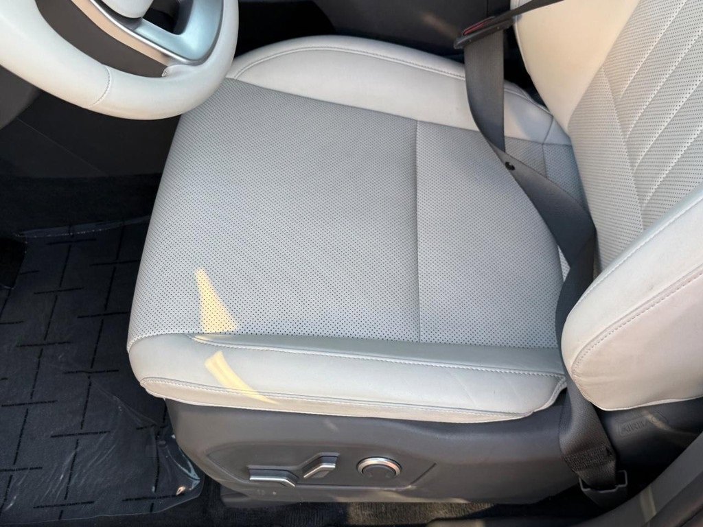 Used 2024 Hyundai Santa Fe SEL image 15