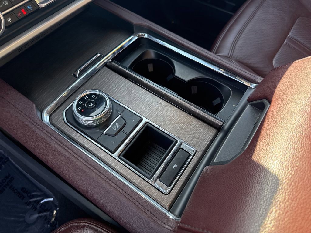 Used 2024 Ford Expedition Limited image 29