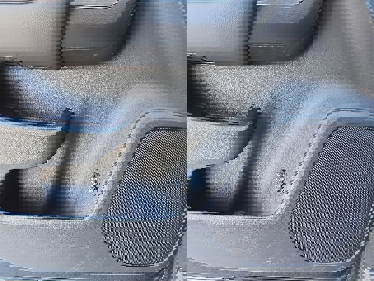 Certified 2023 Chevrolet Blazer LT w/ Convenience Package image 33