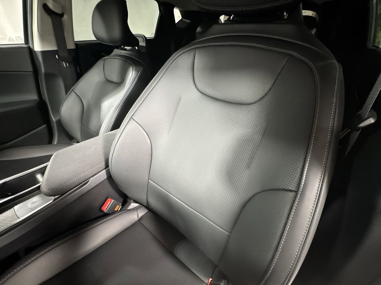 New 2025 Kia EV6 Wind image 18