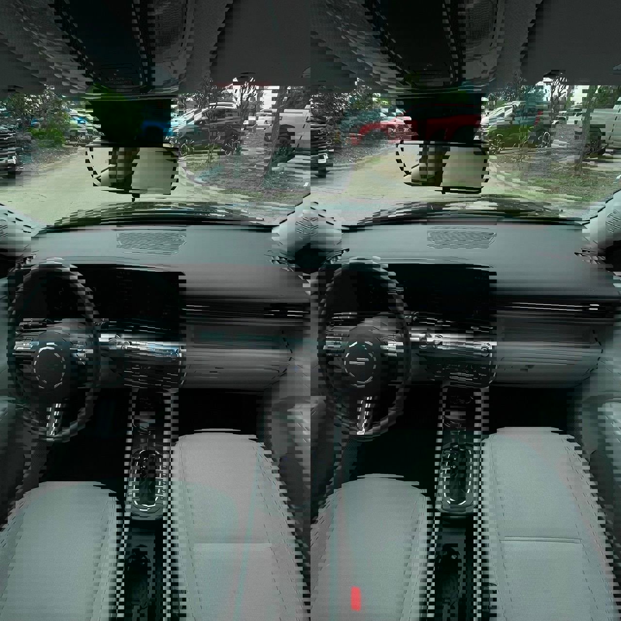 Used 2025 Hyundai Kona SEL image 10