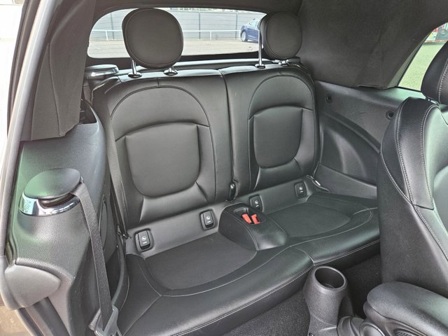 Used 2016 MINI Cooper S image 23