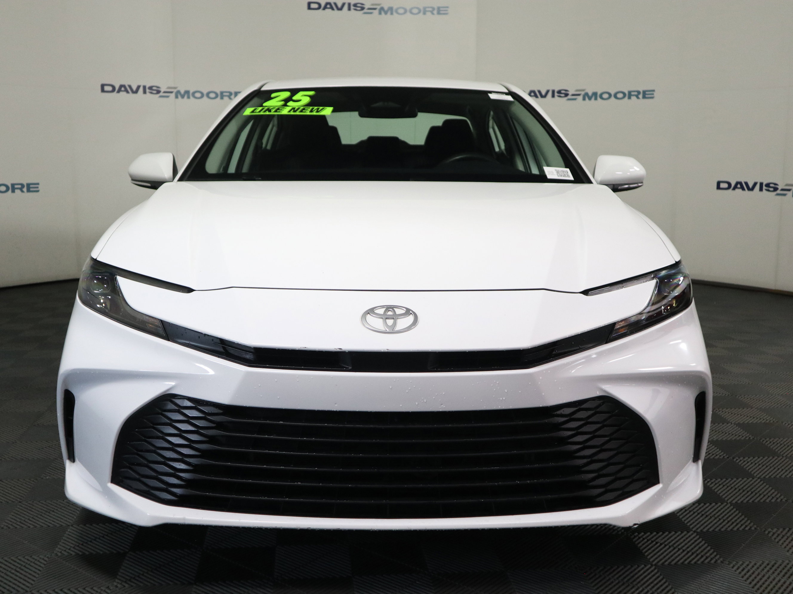 Used 2025 Toyota Camry LE FWD image 12