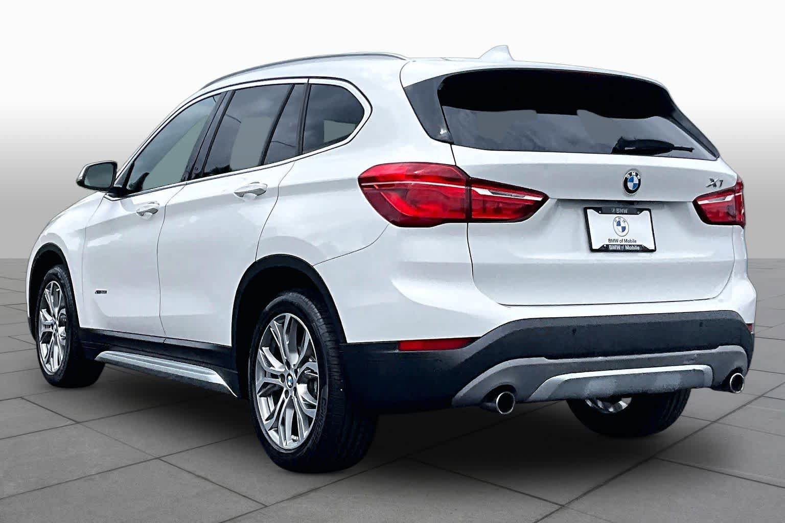 Used 2017 BMW X1 xDrive28i AWD/4WD image 11