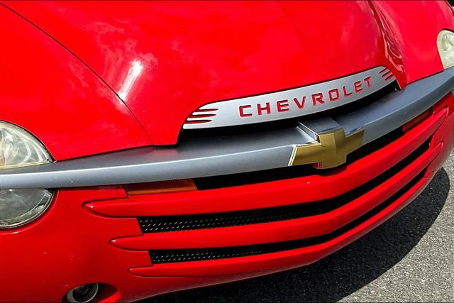 Used 2004 Chevrolet SSR w/ Preferred Equipment Group image 30