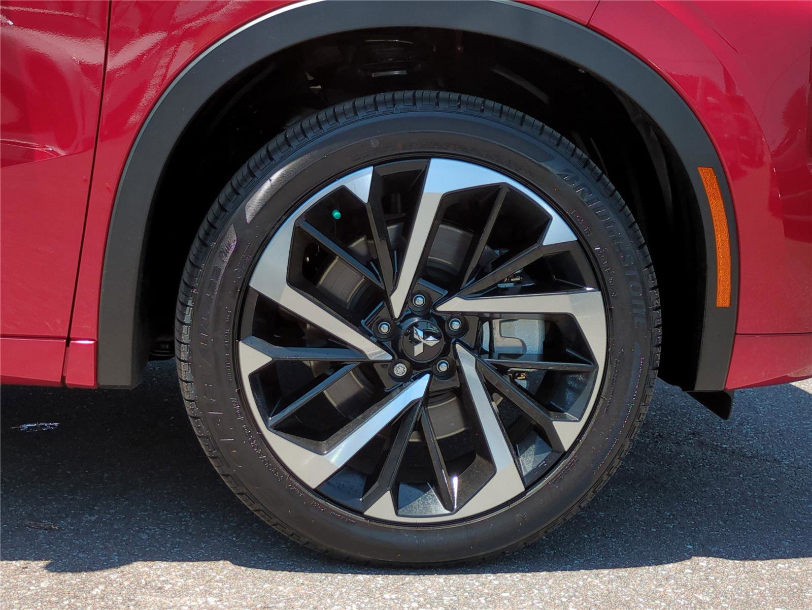 New 2025 Mitsubishi Outlander SEL image 11