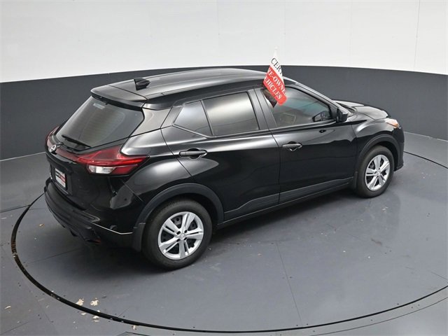 Used 2025 Nissan Kicks Play S image 40