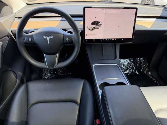 Used 2021 Tesla Model Y Long Range AWD/4WD image 3