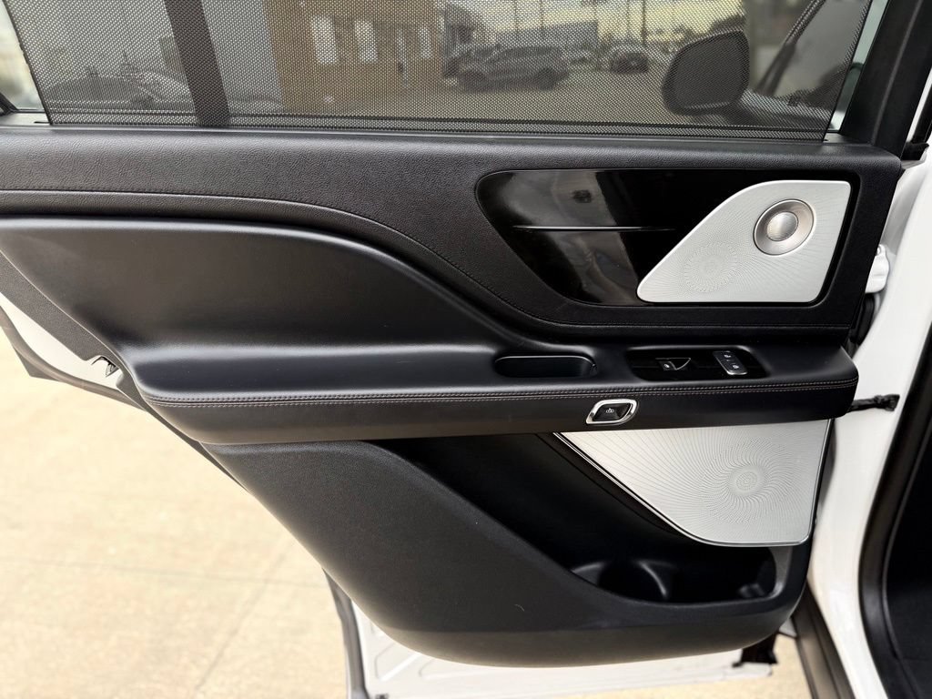 Used 2021 Lincoln Aviator Reserve w/ Equipment Group 202A AWD/4WD image 26