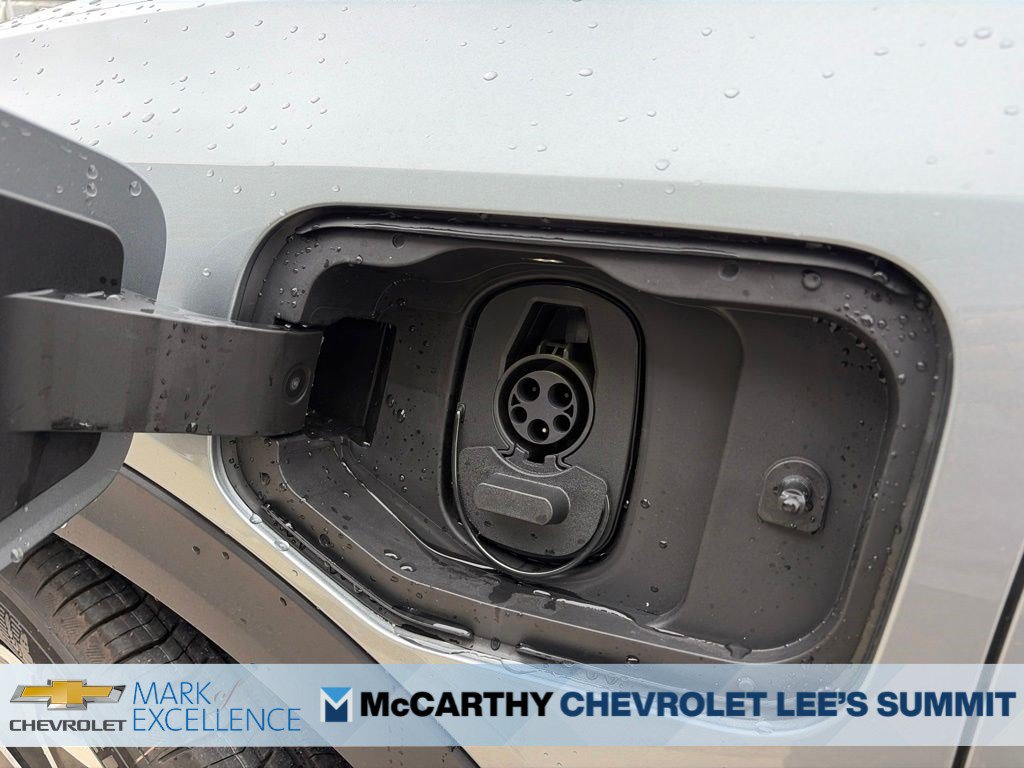 New 2026 Chevrolet Equinox EV LT w/ Comfort Package FWD image 23