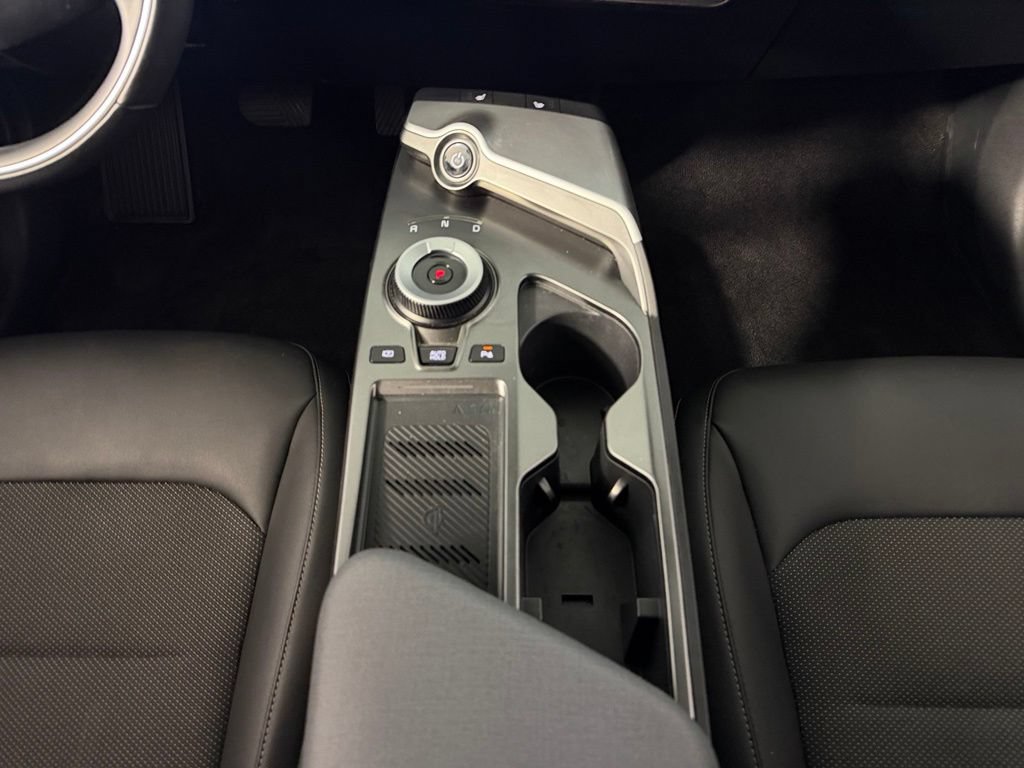 Used 2024 Kia EV6 Light RWD image 17