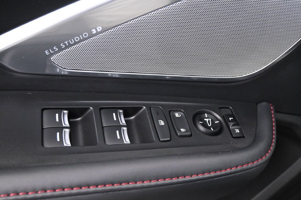 Used 2023 Acura RDX w/ Advance Package FWD image 4