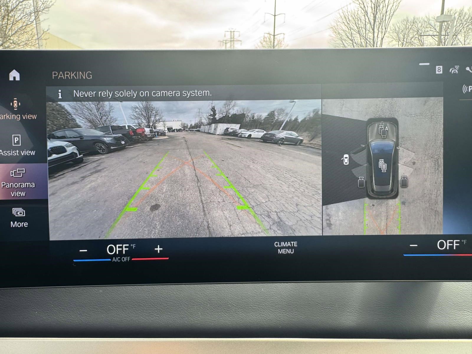 Certified 2023 BMW iX xDrive50 w/ Premium Package image 23