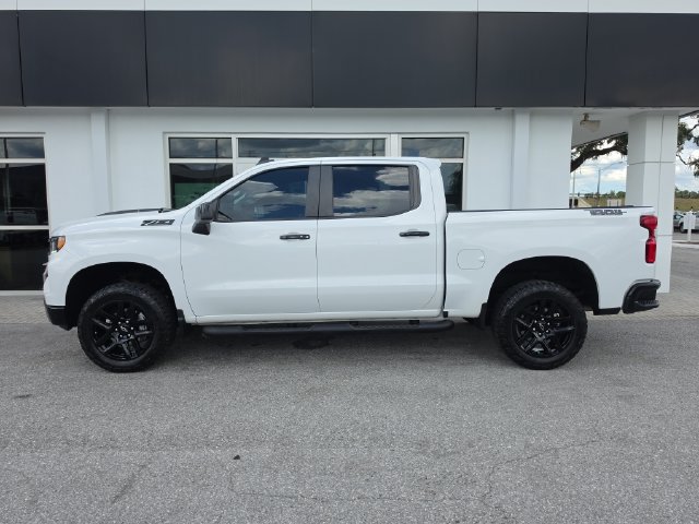 Certified 2024 Chevrolet Silverado 1500 LT Trail Boss w/ Dark Appearance Package AWD/4WD image 4