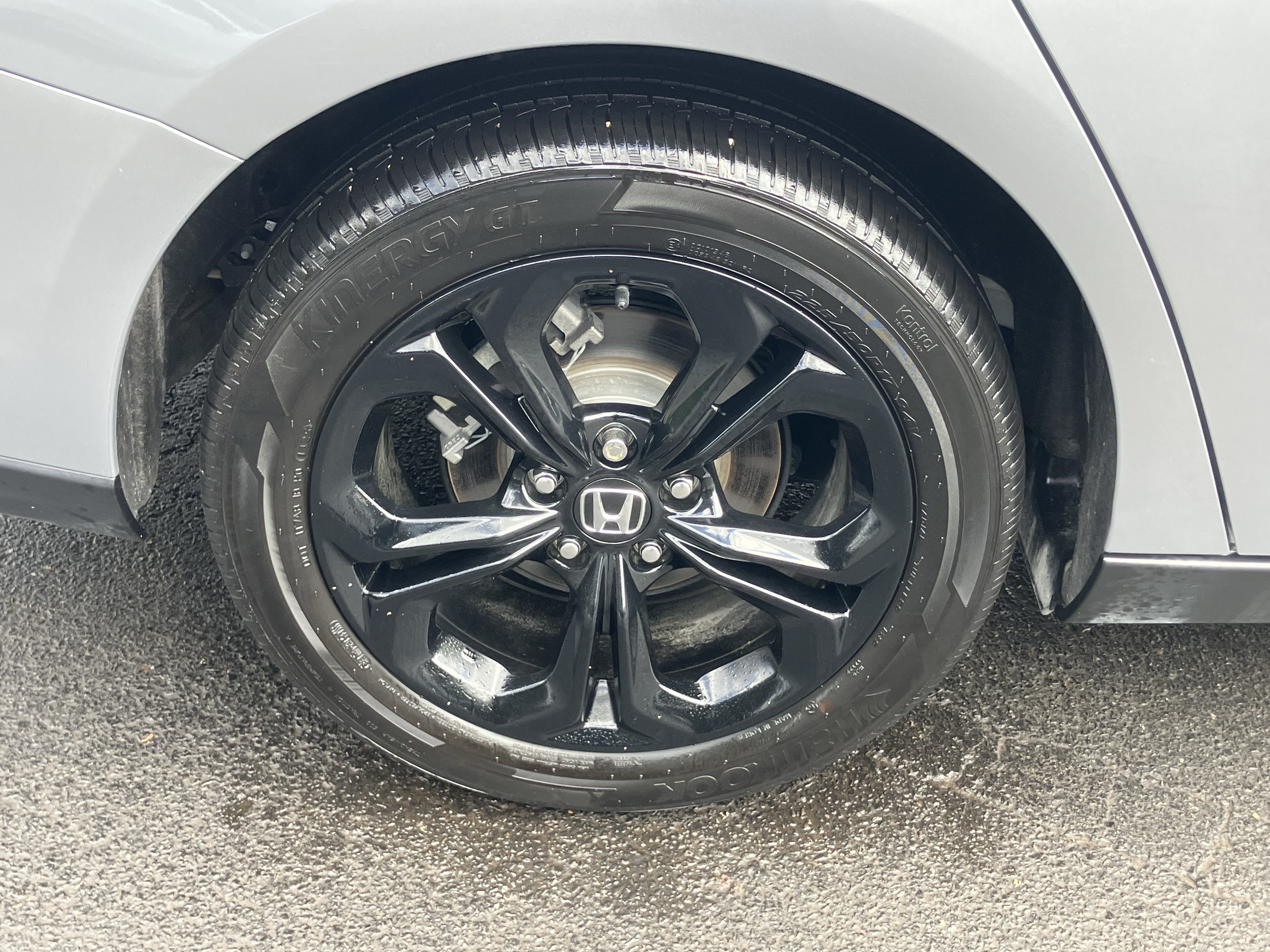 Used 2025 Honda Accord SE image 13