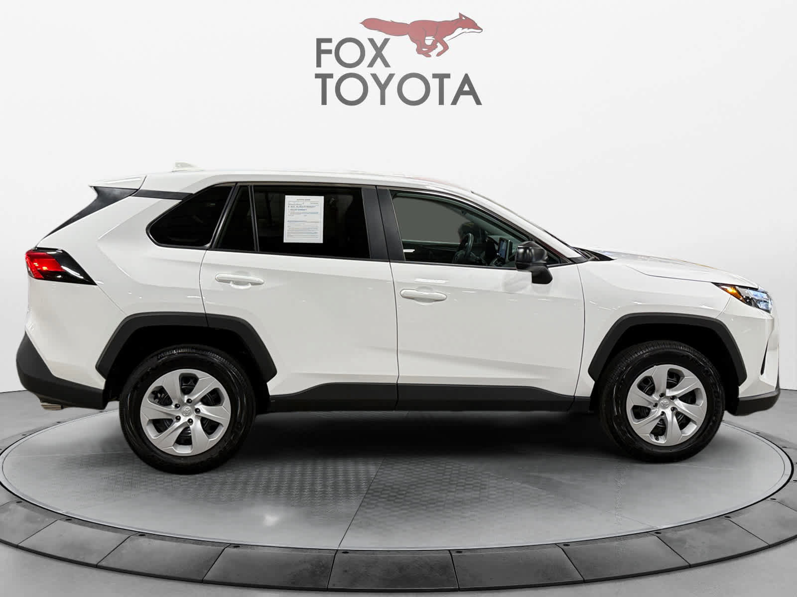 Used 2025 Toyota RAV4 LE AWD/4WD image 7