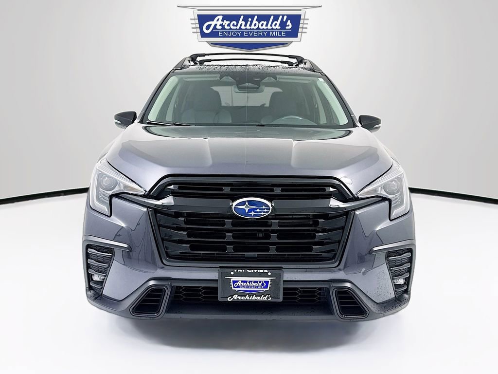 Used 2023 Subaru Ascent Onyx Edition image 2