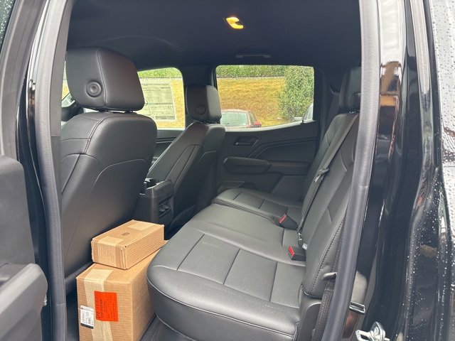 New 2025 Chevrolet Colorado Trail Boss w/ Midnight Edition image 18