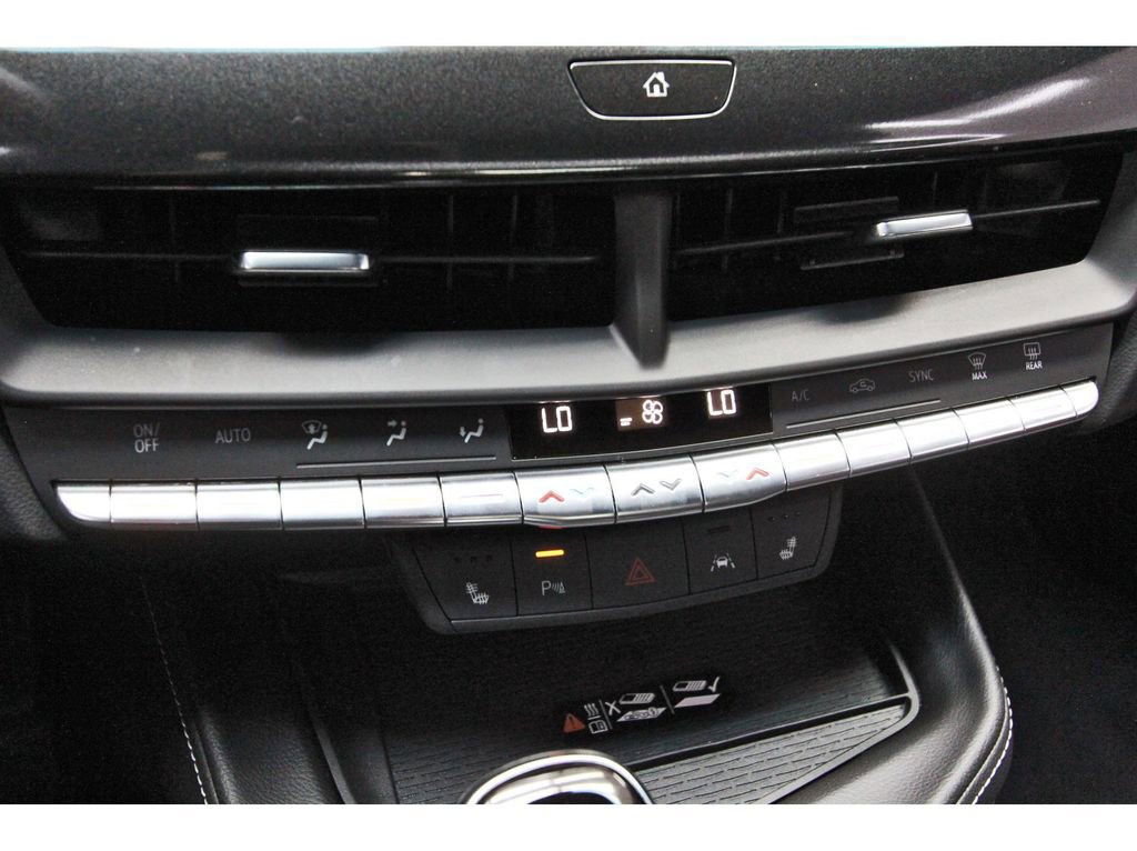 Used 2023 Cadillac CT4 V Blackwing w/ Driver Assist Package RWD image 28