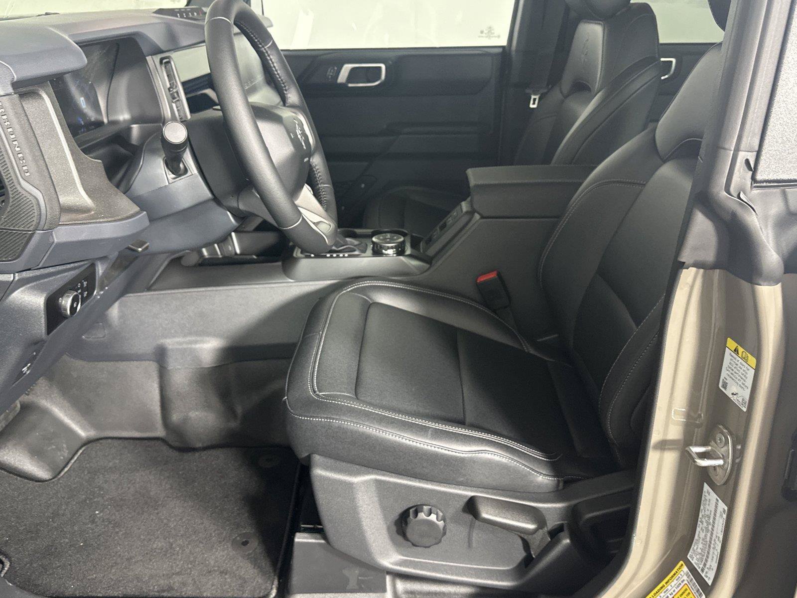 New 2026 Ford Bronco Big Bend w/ Black Diamond Package AWD/4WD image 8