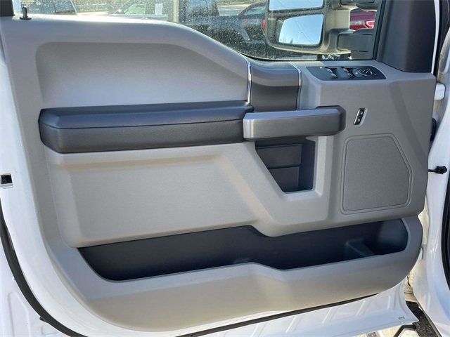 Used 2019 Ford F150 XLT w/ Equipment Group 302A Luxury image 15