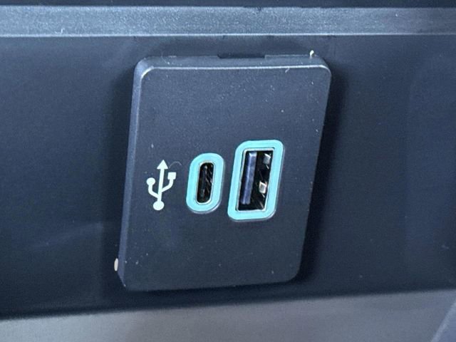 New 2026 Ford F250 Lariat image 14