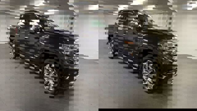 Certified 2024 GMC Sierra 1500 Denali w/ Denali Reserve Package image 2