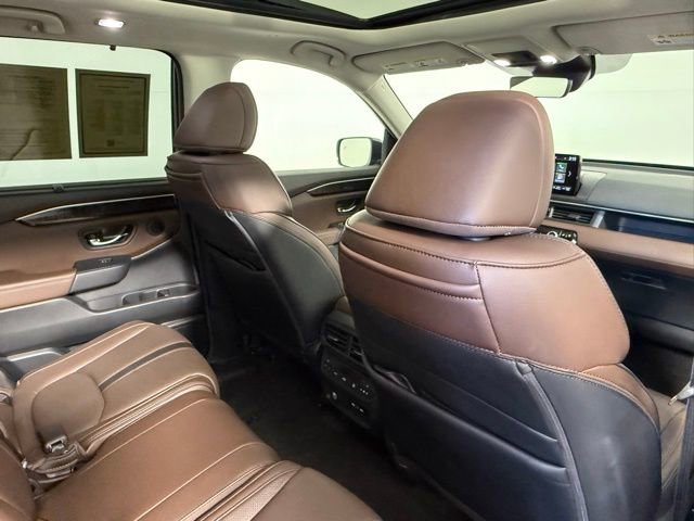 Used 2024 Honda Pilot Elite image 45
