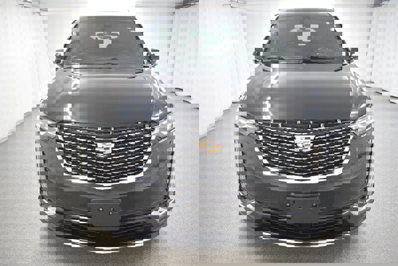 Used 2020 Cadillac XT6 Premium Luxury AWD/4WD image 2