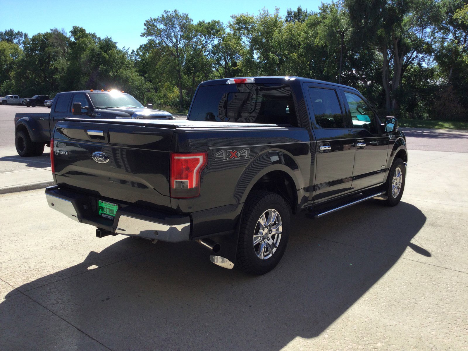 Used 2015 Ford F150 XLT w/ Equipment Group 302A Luxury AWD/4WD image 5