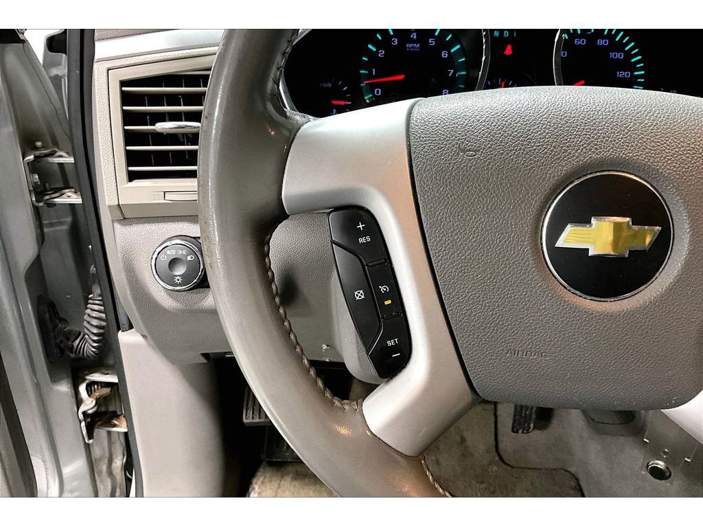 Used 2012 Chevrolet Traverse LS image 19
