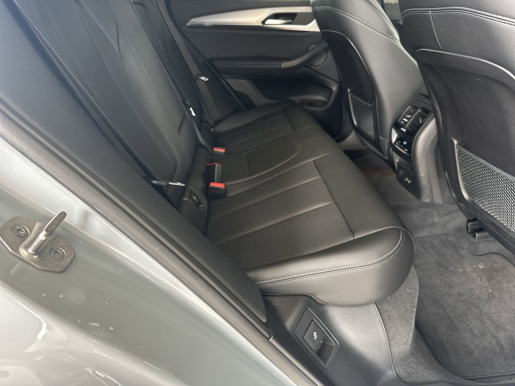 Used 2024 BMW X4 M40i w/ Premium Package image 36