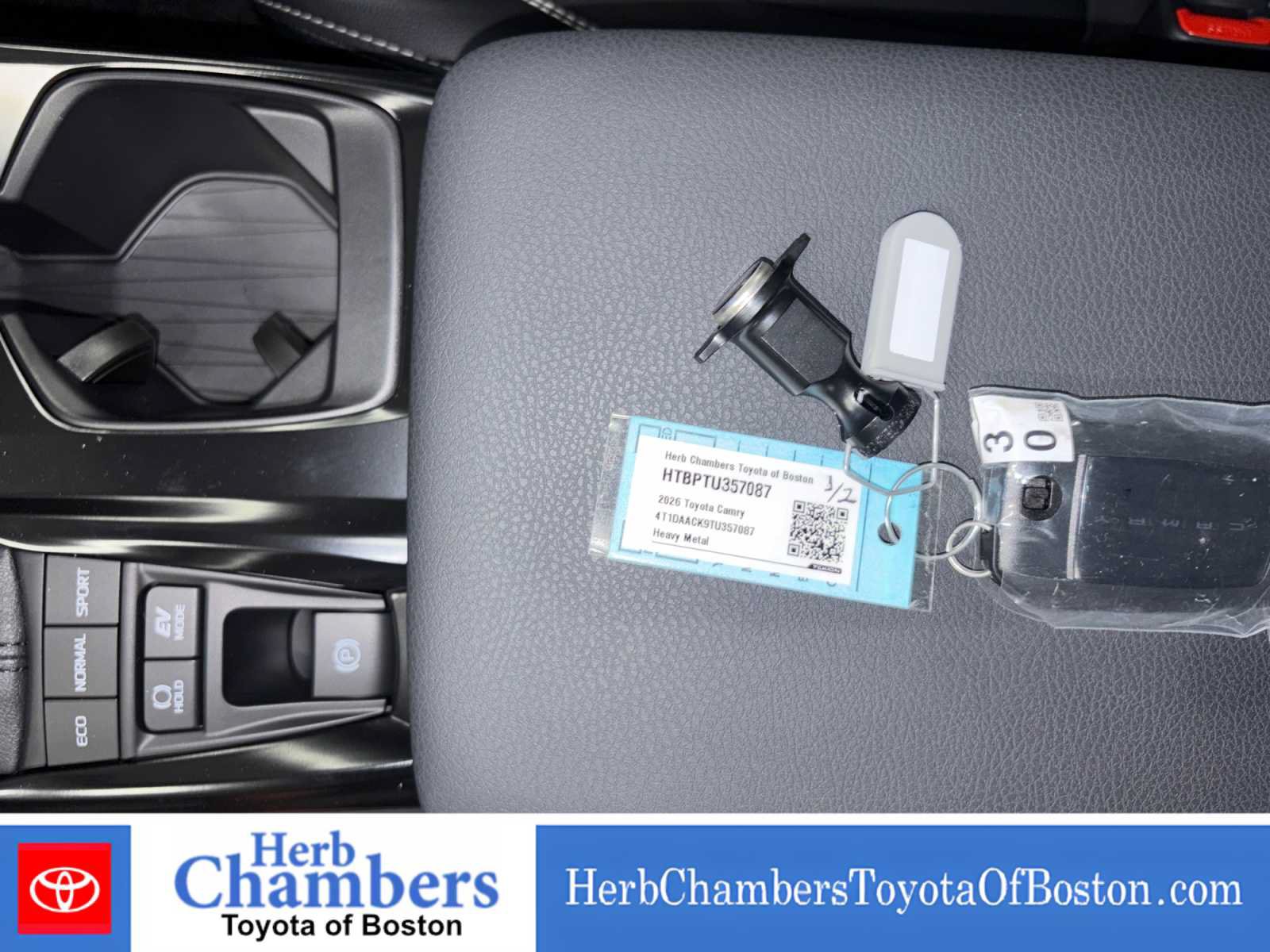 Used 2026 Toyota Camry SE FWD image 12