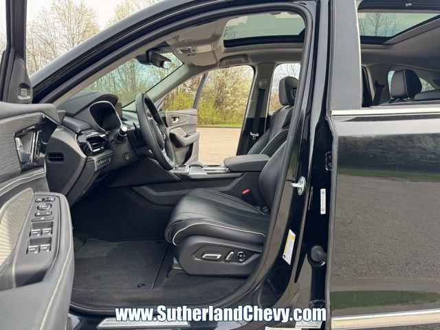 Used 2024 Acura MDX SH-AWD w/ Advance Package image 13
